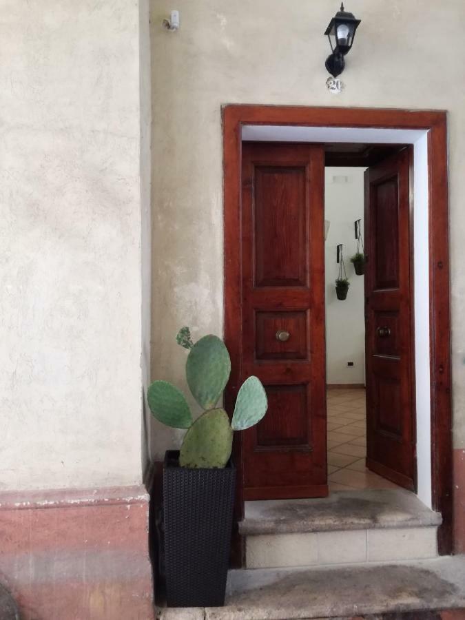 Suite Al Ponte Tarento Exterior foto